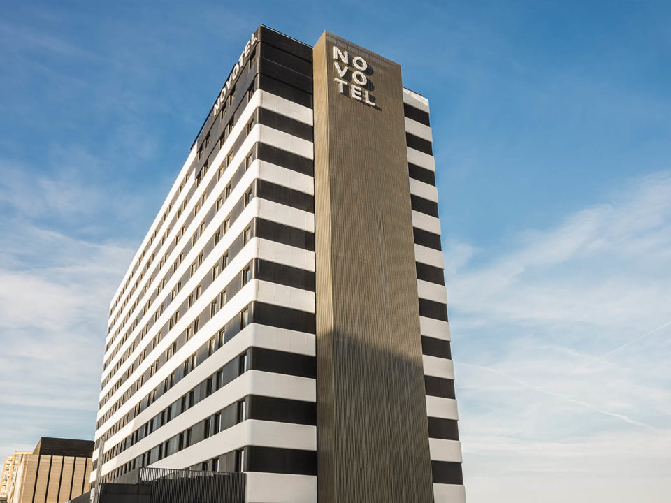 hotel novotel valencia lavant edificio