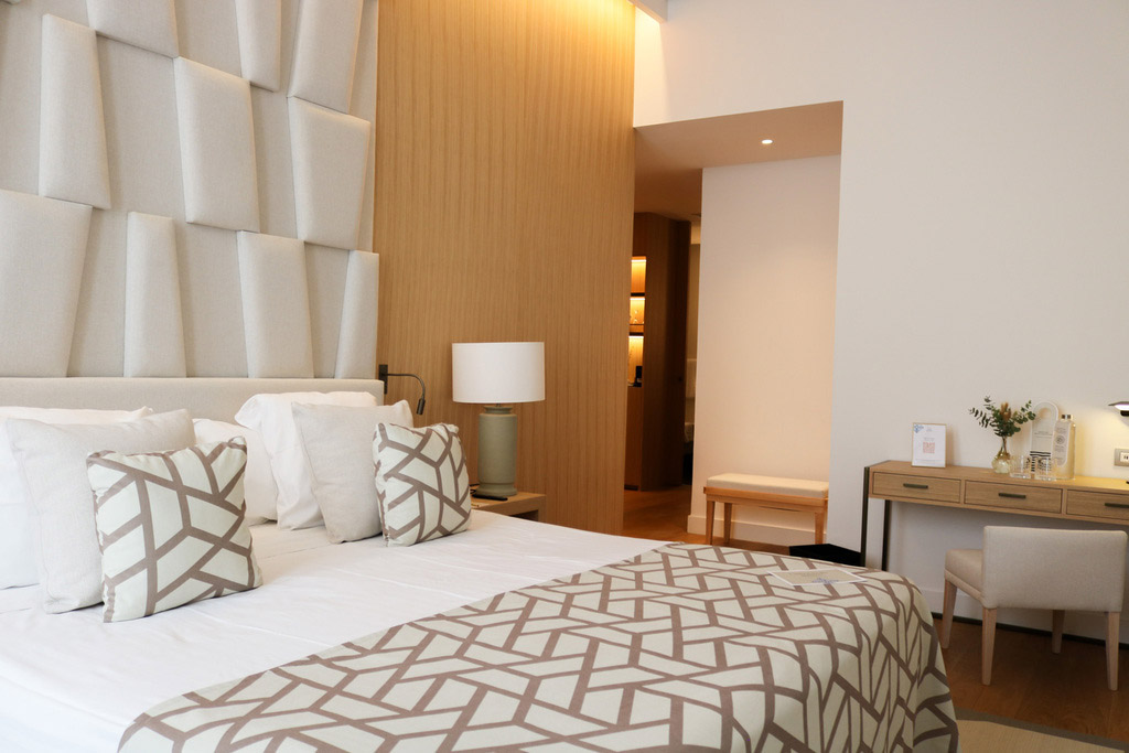 Remodelamos junto a Estudio Caramba las habitaciones de Hospes Palau de la Mar